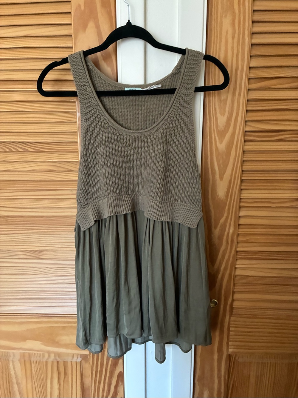 Kimchi Blue Olive Knit Crewneck Sweater style tank size large